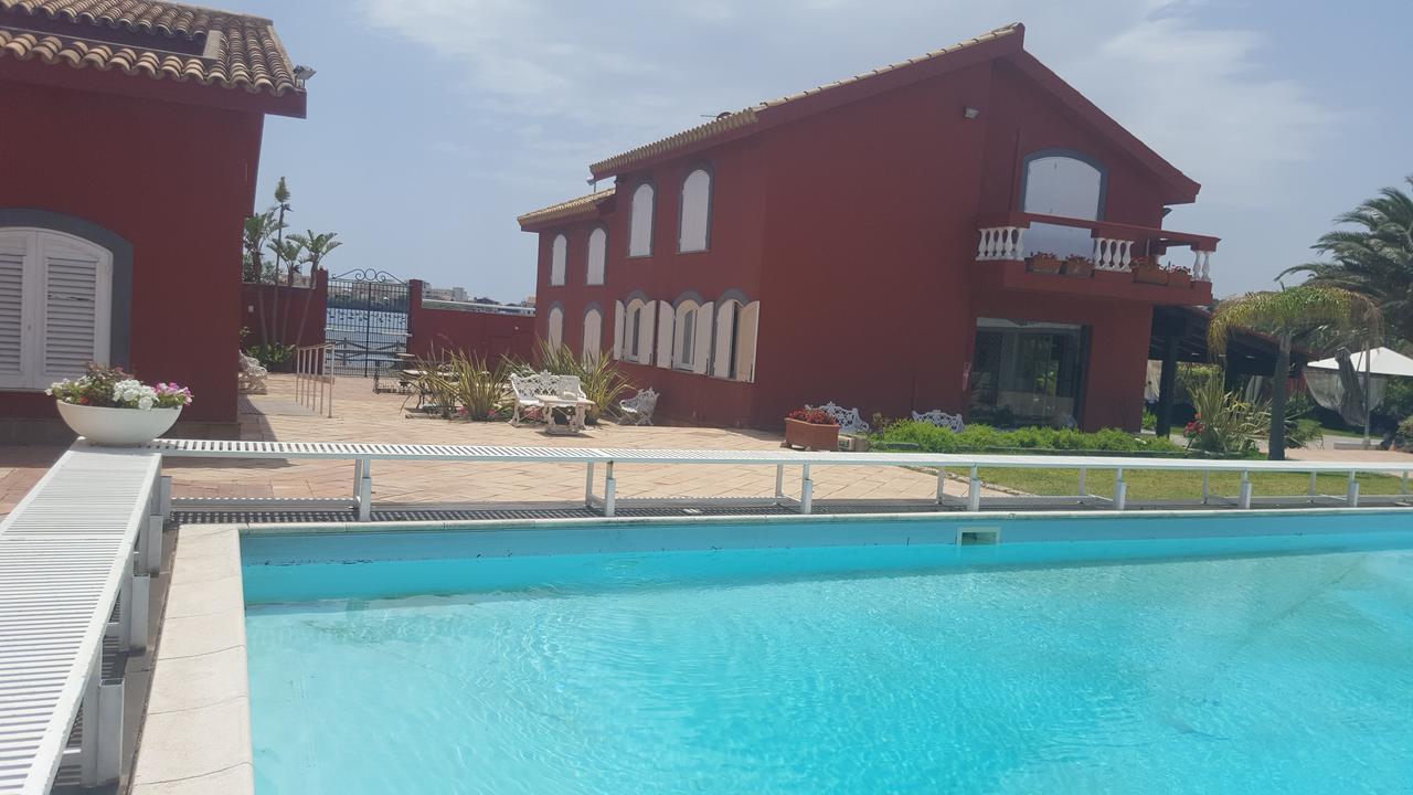 I Giardini Di Giano Bed and Breakfast Torre di Faro Esterno foto