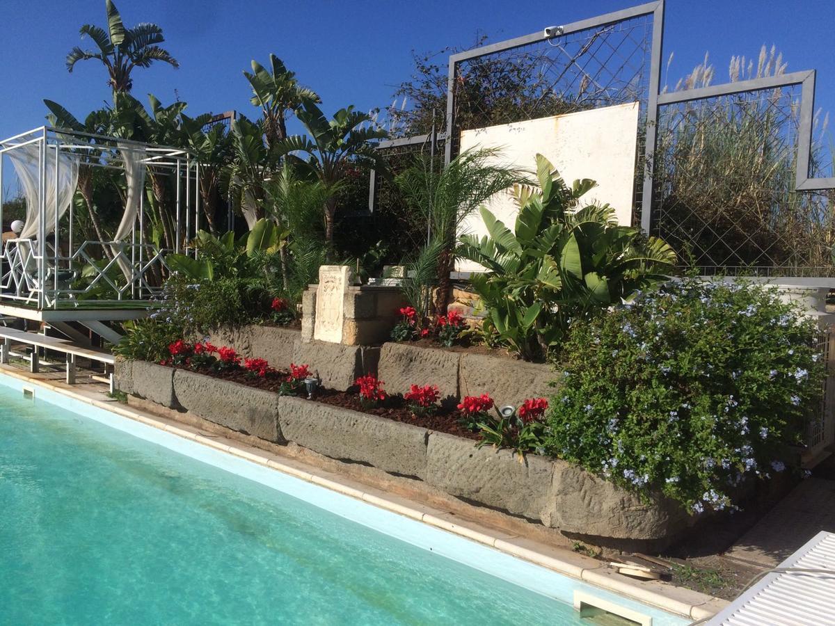 I Giardini Di Giano Bed and Breakfast Torre di Faro Esterno foto