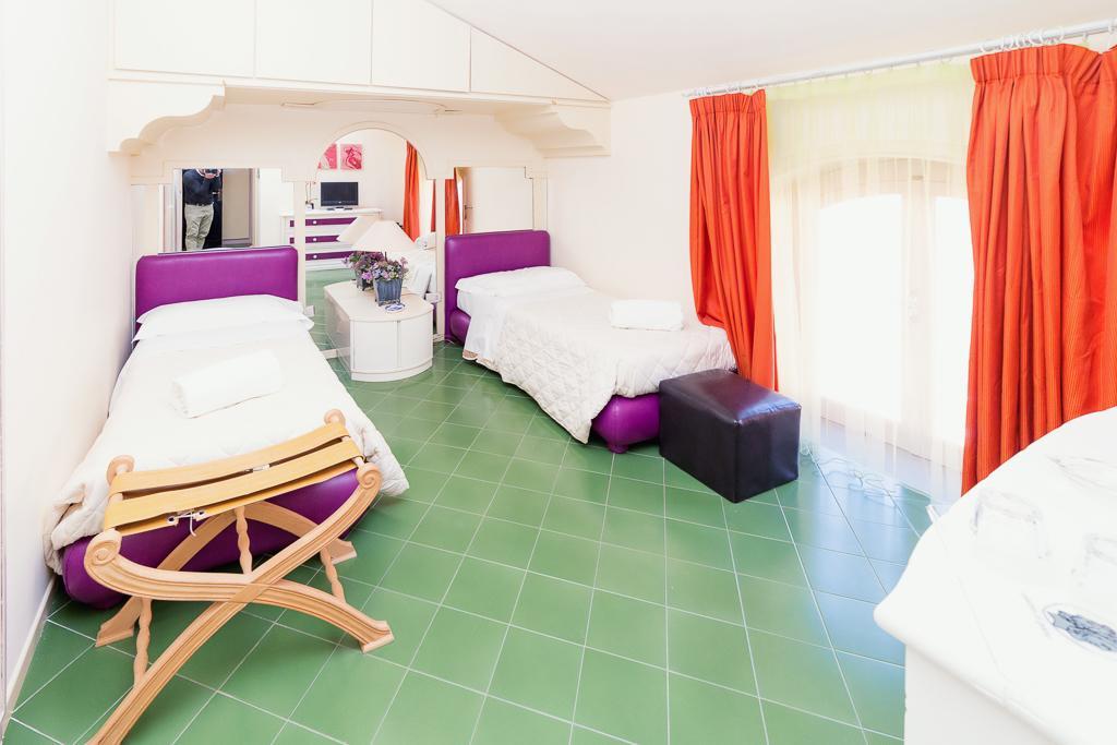 I Giardini Di Giano Bed and Breakfast Torre di Faro Esterno foto